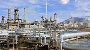Photo of Dangote Refinery reduces diesel price to N1,000 per litre 